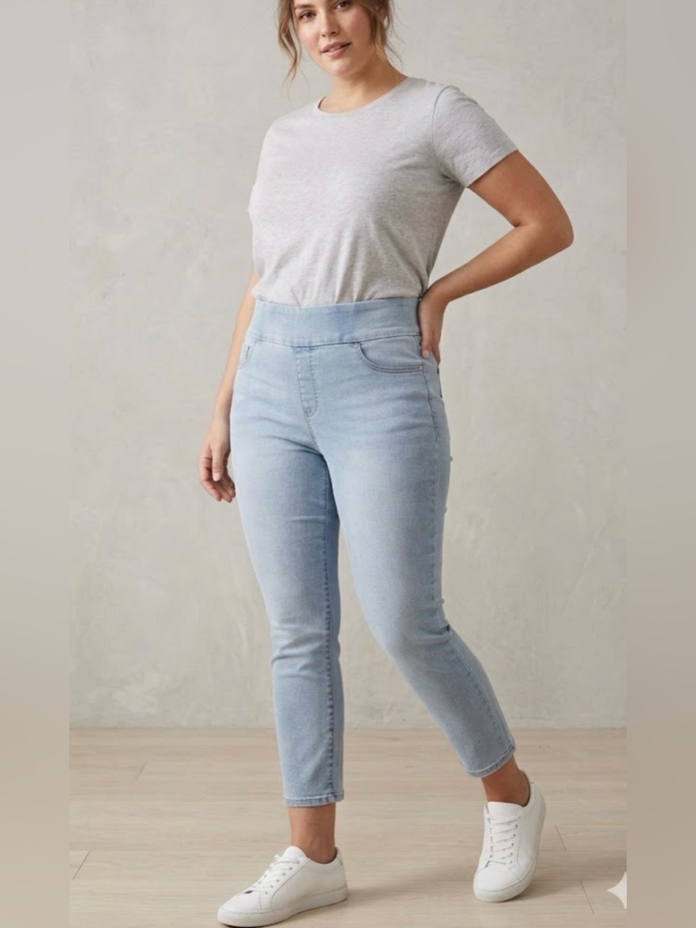 💫JORDACHE💫 Tummy Tamer Stretch Sculpt Crop Jeans